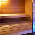 Konukevi Ca' San Cristoforo & 4*